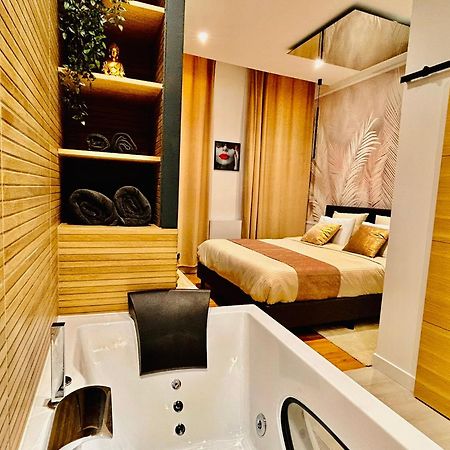 Suite Cosy Jacuzzi Troyes - Secrets D'Ana Екстериор снимка