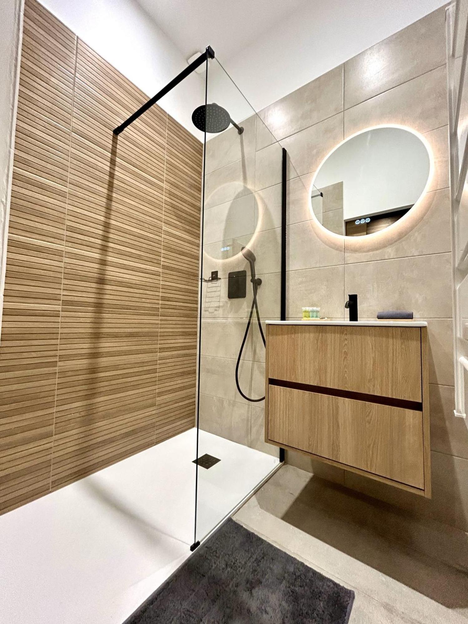 Suite Cosy Jacuzzi Troyes - Secrets D'Ana Екстериор снимка