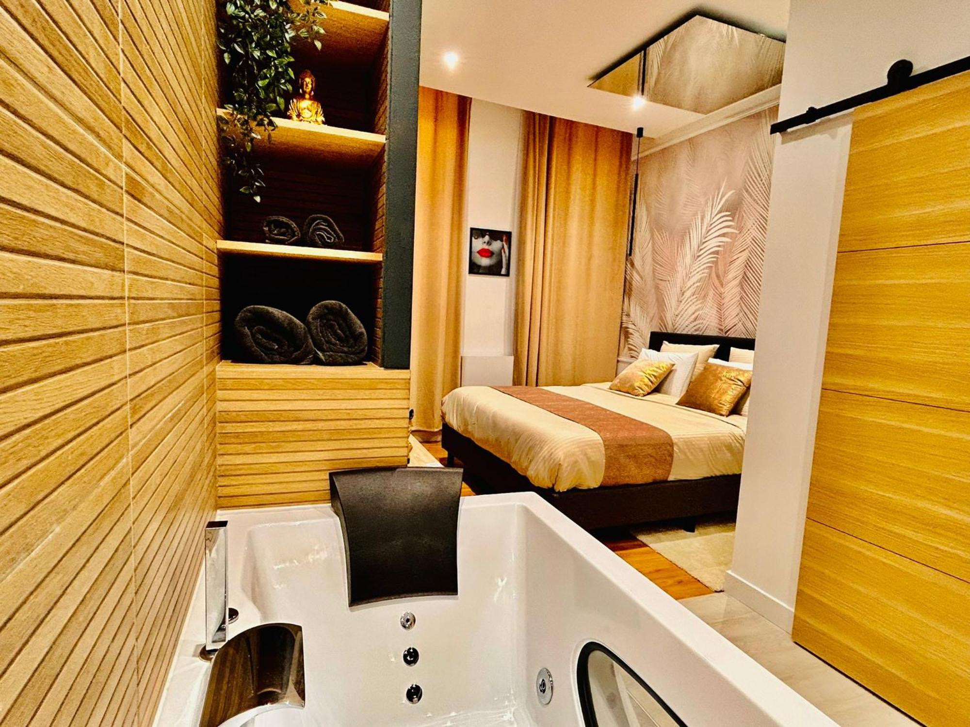 Suite Cosy Jacuzzi Troyes - Secrets D'Ana Екстериор снимка